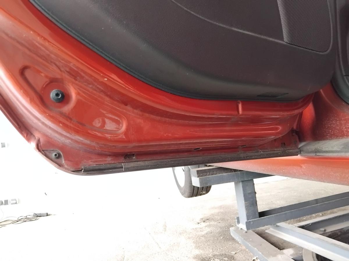 Audi A3 8P Sportback T&uuml;r hinten links granatrotmetallic LZ3F BJ2007