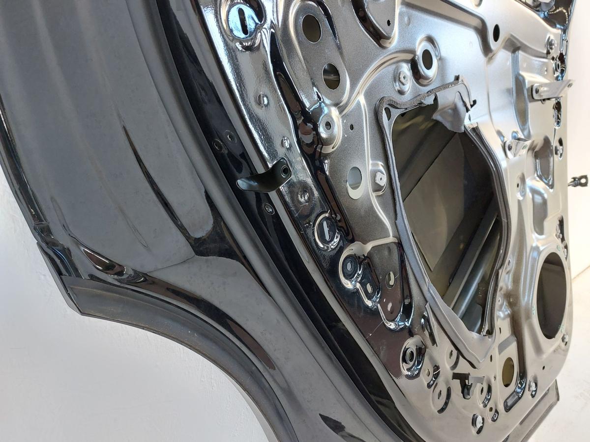 NIO EL6 Elektro SUV T&uuml;r hinten links Fondt&uuml;r im Rohbau Hintert&uuml;r schwarz