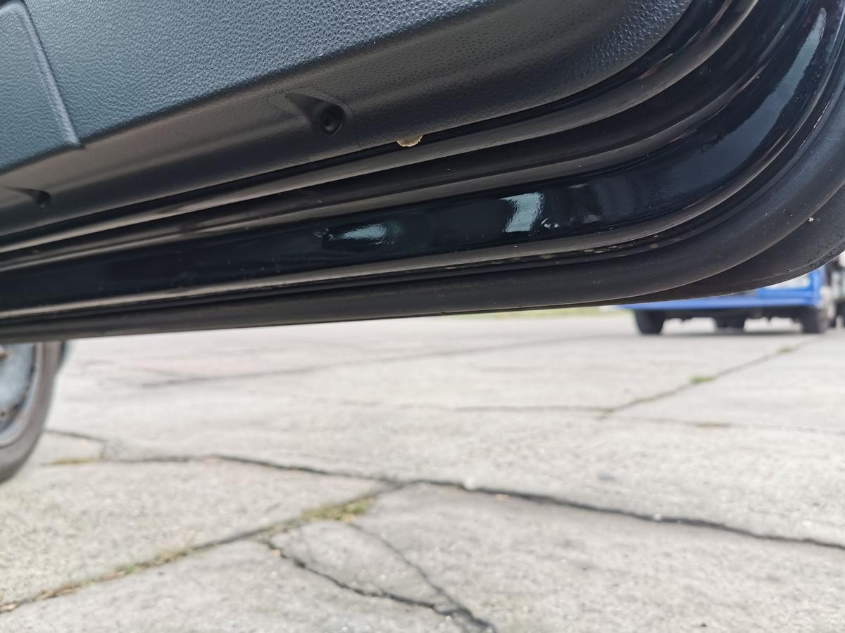 VW Polo 9N1 Beifahrertür Tür Autotür vorn rechts Roh L041 Brillantschwarz 3türig