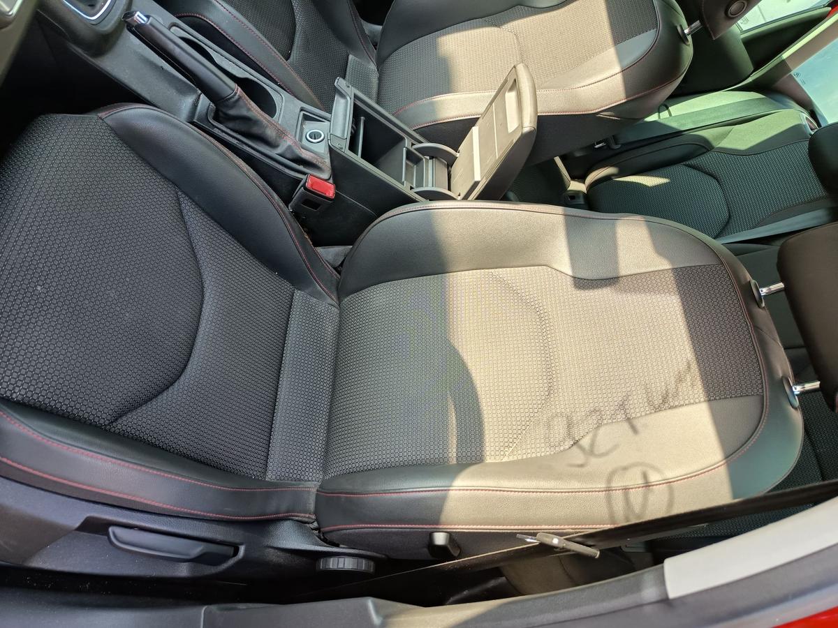 Seat Leon ST FR 5F original Innenausstattung Teilleder beheizt EZ2015