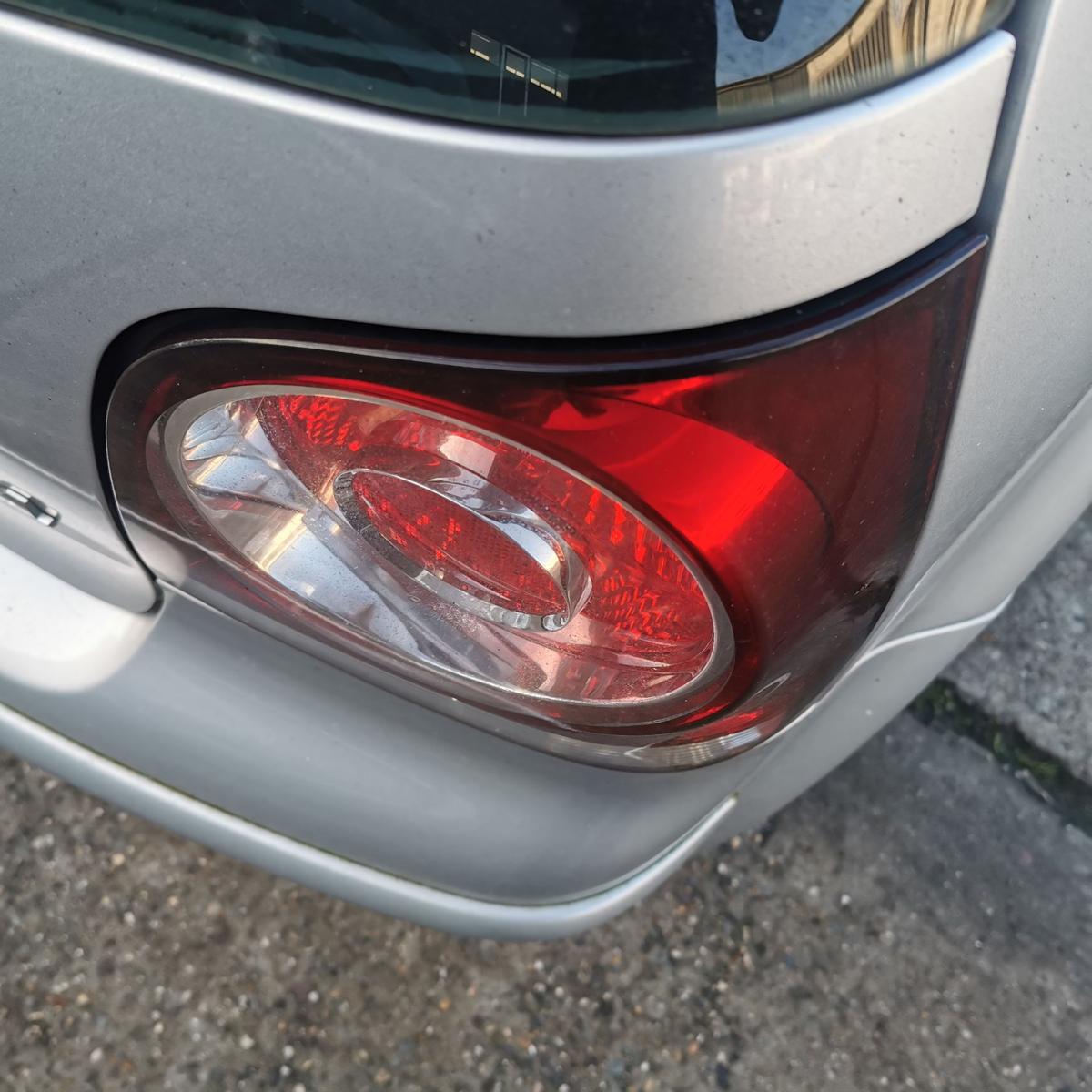 VW Polo 9N3 Rückleuchte Schlussleuchte Rücklicht Lampe hinten rechts