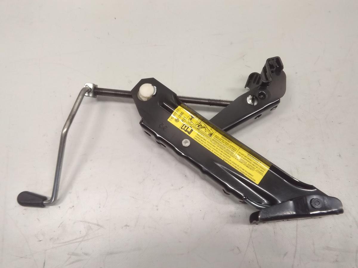 VW Golf 6 original Wagenheber Abschlepp&ouml;se Schaumstoffbox 1K0011031L BJ2009