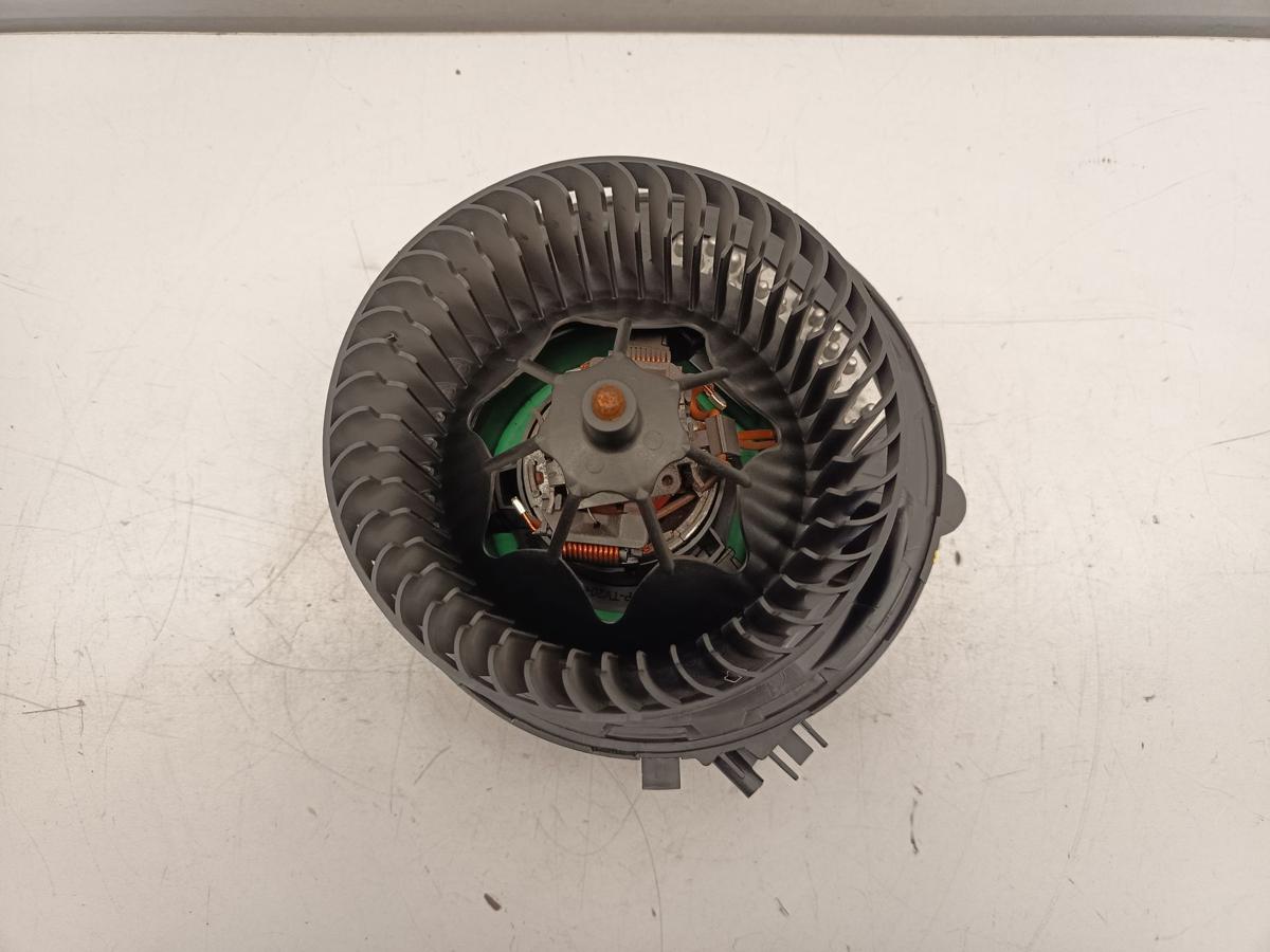 Seat Leon original Gebl&auml;semotor Innenraumgebl&auml;se 5Q1818021B Baujahr 2015