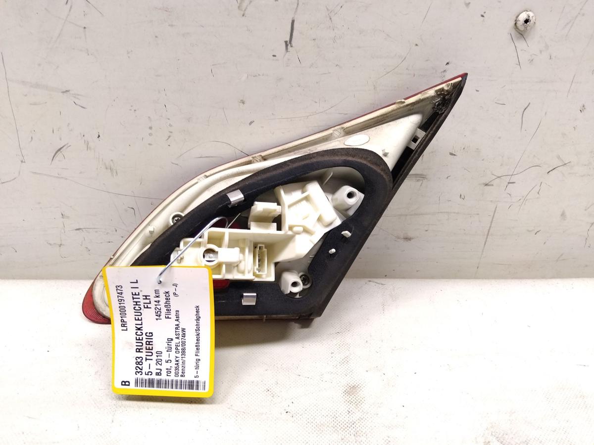 Opel Astra J Flie&szlig;heck orig. R&uuml;ckleuchte Heckleuchte innen links 5-t&uuml;rig BJ2010