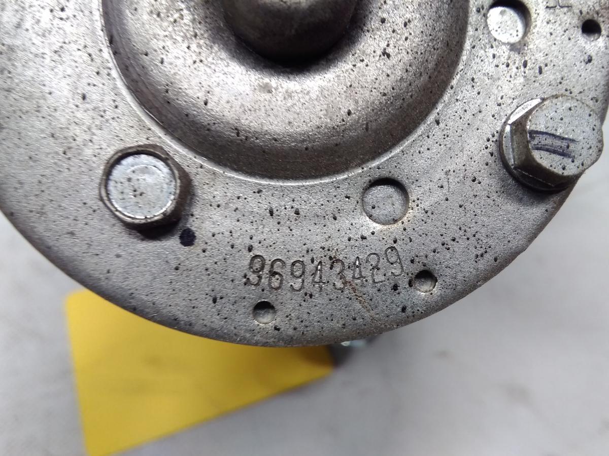 Chevrolet Aveo T250 original Anlasser Starter 1.2 62kw Schalter BJ2008