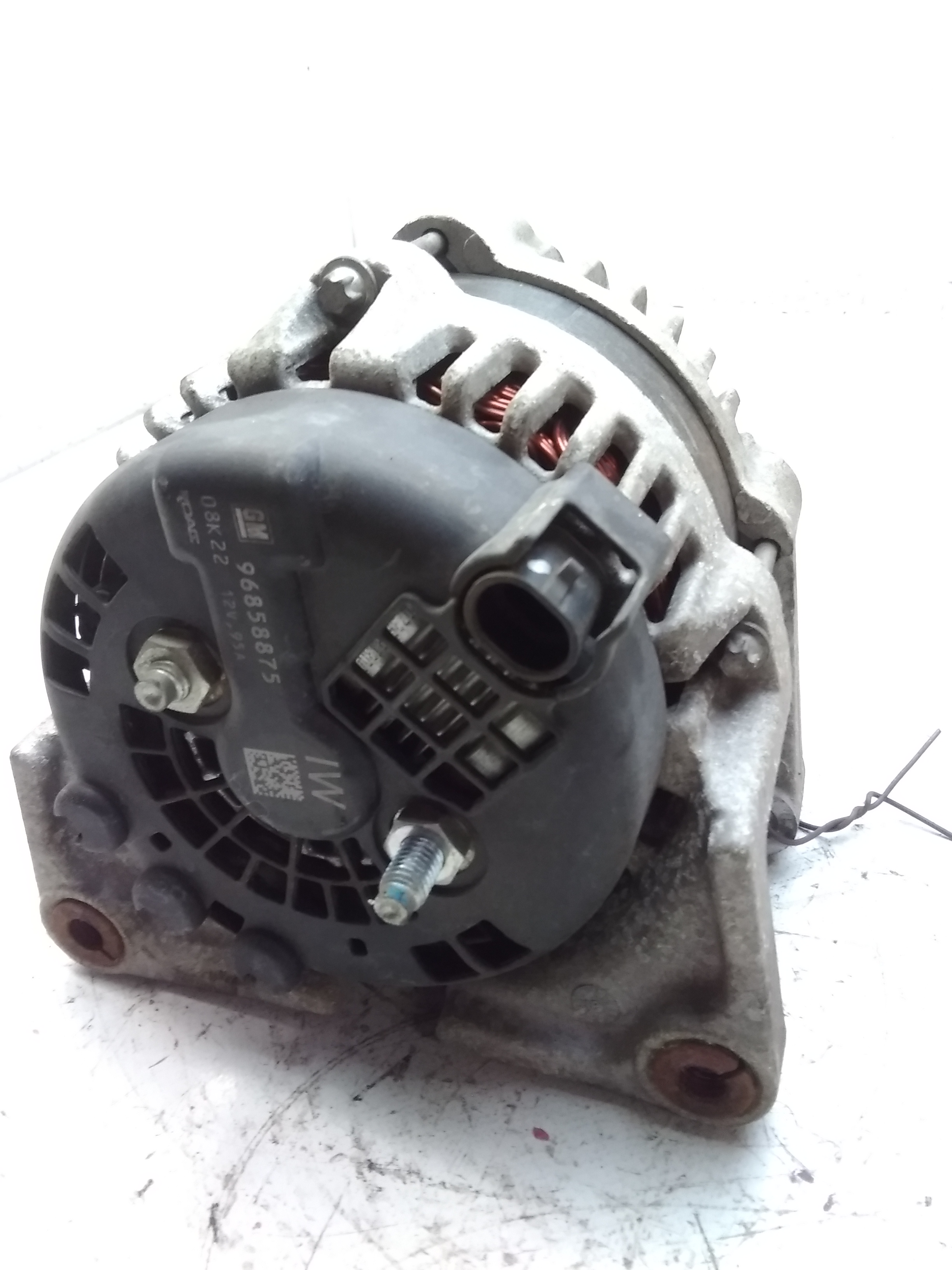 Chevrolet Aveo Lichtmaschine Generator original BJ2009 1,4 74kw F14D Automatik 96858875