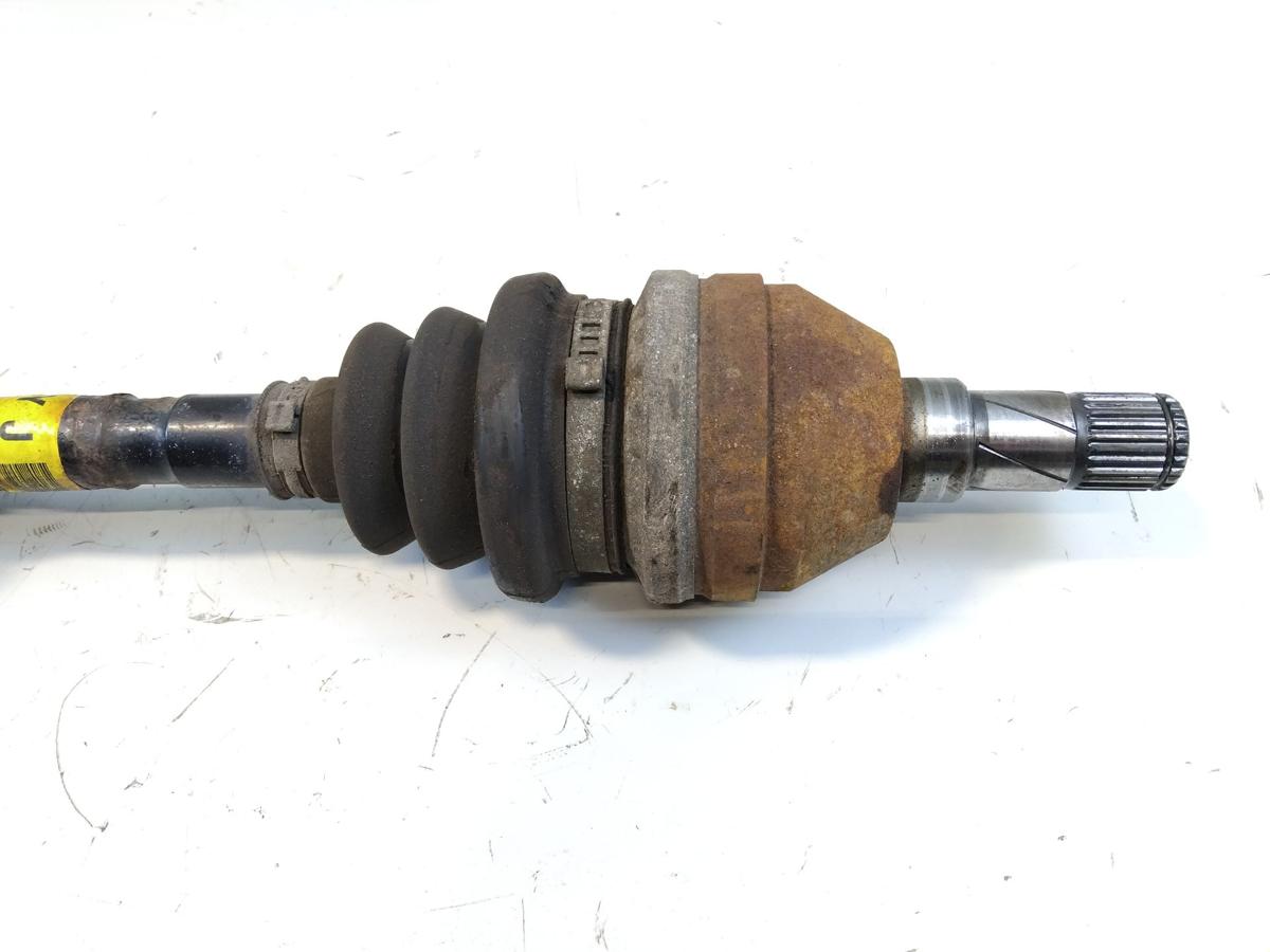 Opel Meriva B original Antriebswelle Gelenkwelle vorn links 1.4 88kw Bj.2012