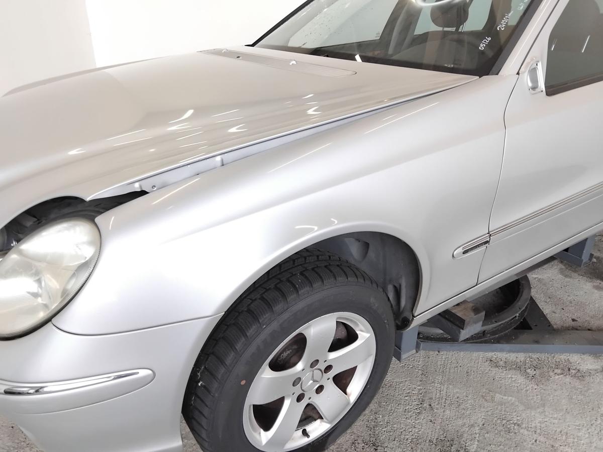 Mercedes E-Klasse 211 orig Alu Kotfl&uuml;gel vorn links C744 brillantsilber BJ2004