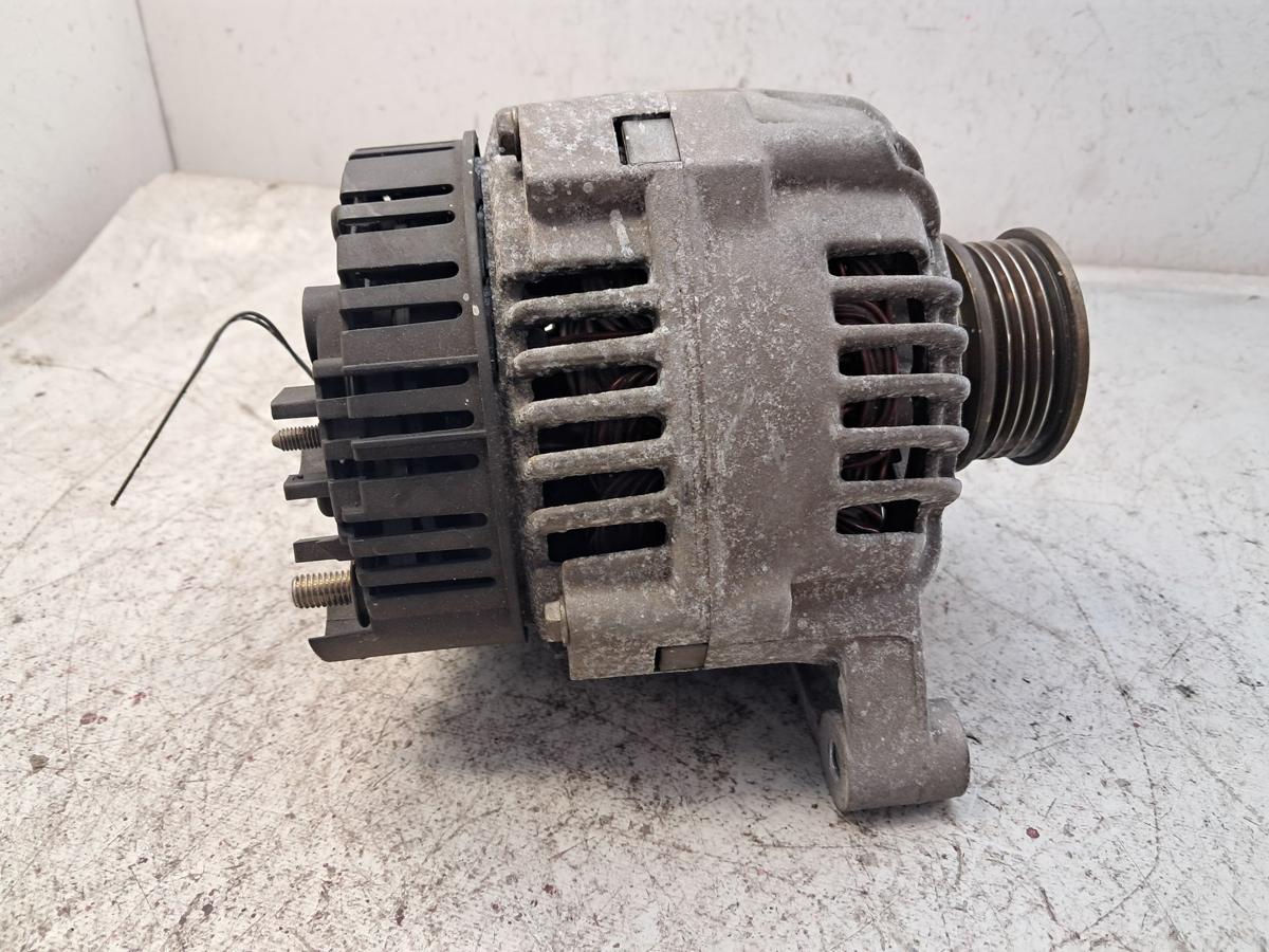 VW Passat 3B orig Lichtmaschine Generator 90A 1.8 92kw Valeo 058903016E BJ1997