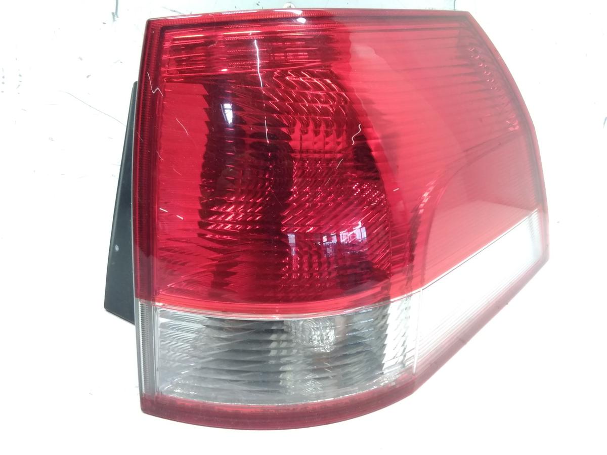 Opel Vectra C Caravan original R&uuml;ckleuchte Heckleuchte rechts BJ2004 24469462