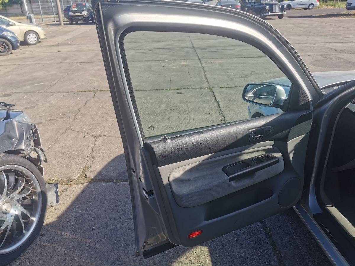 VW Bora 1J Fahrertür Tür Autotür vorn links Rohbautür LB7Z Satinsilber Met