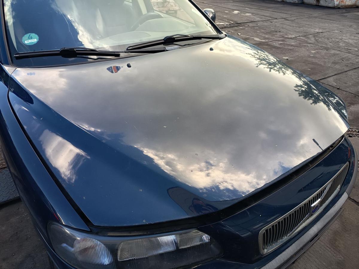 Volvo V70 original Motorhaube Deckel vorne dark blue Solid Baujahr 2002