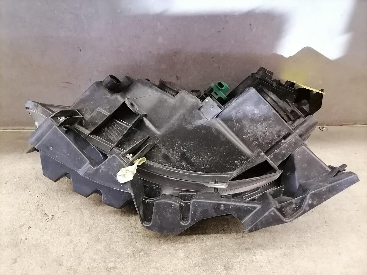 Renault Scenic ll Scheinwerfer vorn rechts Lampe Halogen Hella BJ06-09