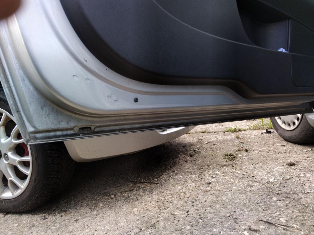 Volvo C30 M Tür vorn links Fahrertür silbermetallic 42600 BJ2009