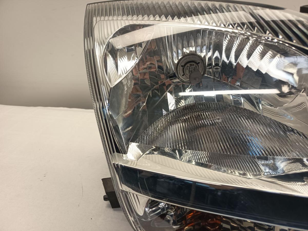 Suzuki Ignis II EZ 2007 original Scheinwerfer Lampe rechts komplett, mit LWR