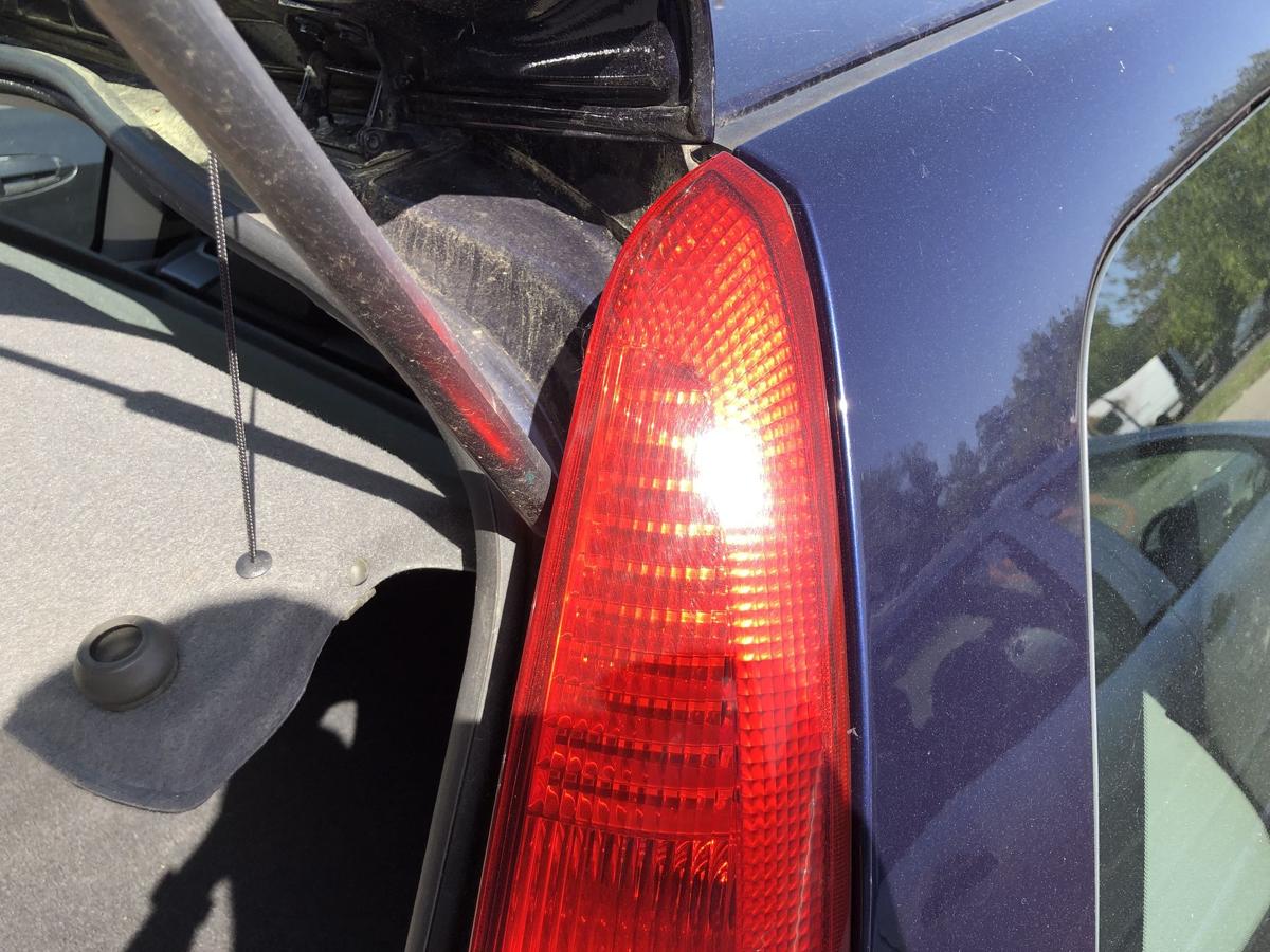 Ford Fusion JU2 R&uuml;ckleuchte rechts R&uuml;cklicht Heckleuchte Vorfacelift bis 2005