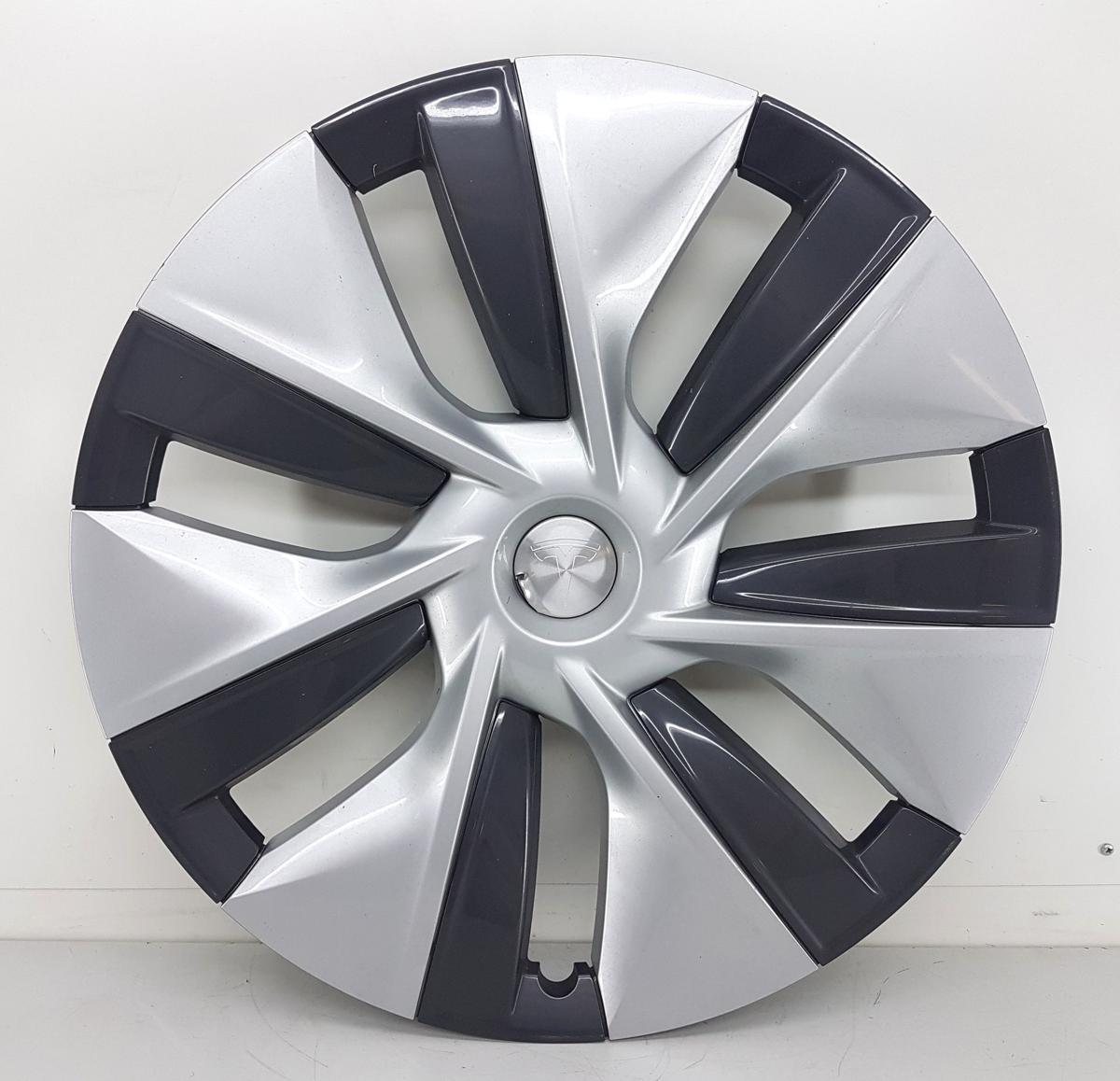 Tesla Model Y Satz Radkappen Radzierblenden 19 Zoll Bj2022 1044235-00-C