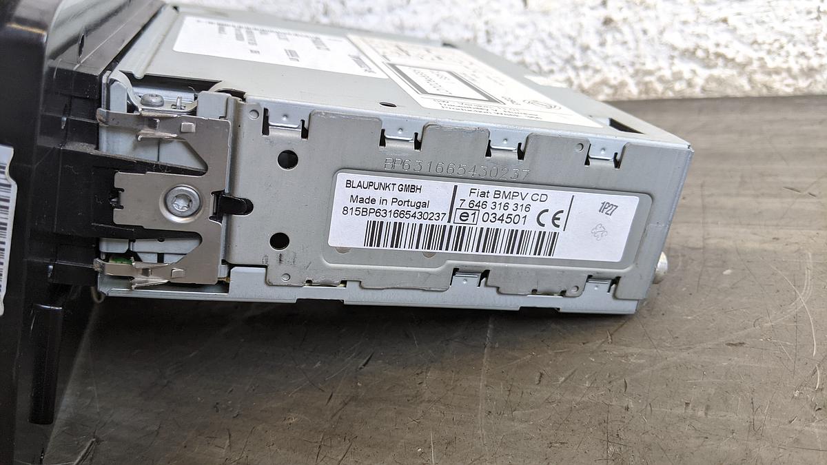 Fiat Idea 350 Autoradio Radio CD Code fehlt 7646319316