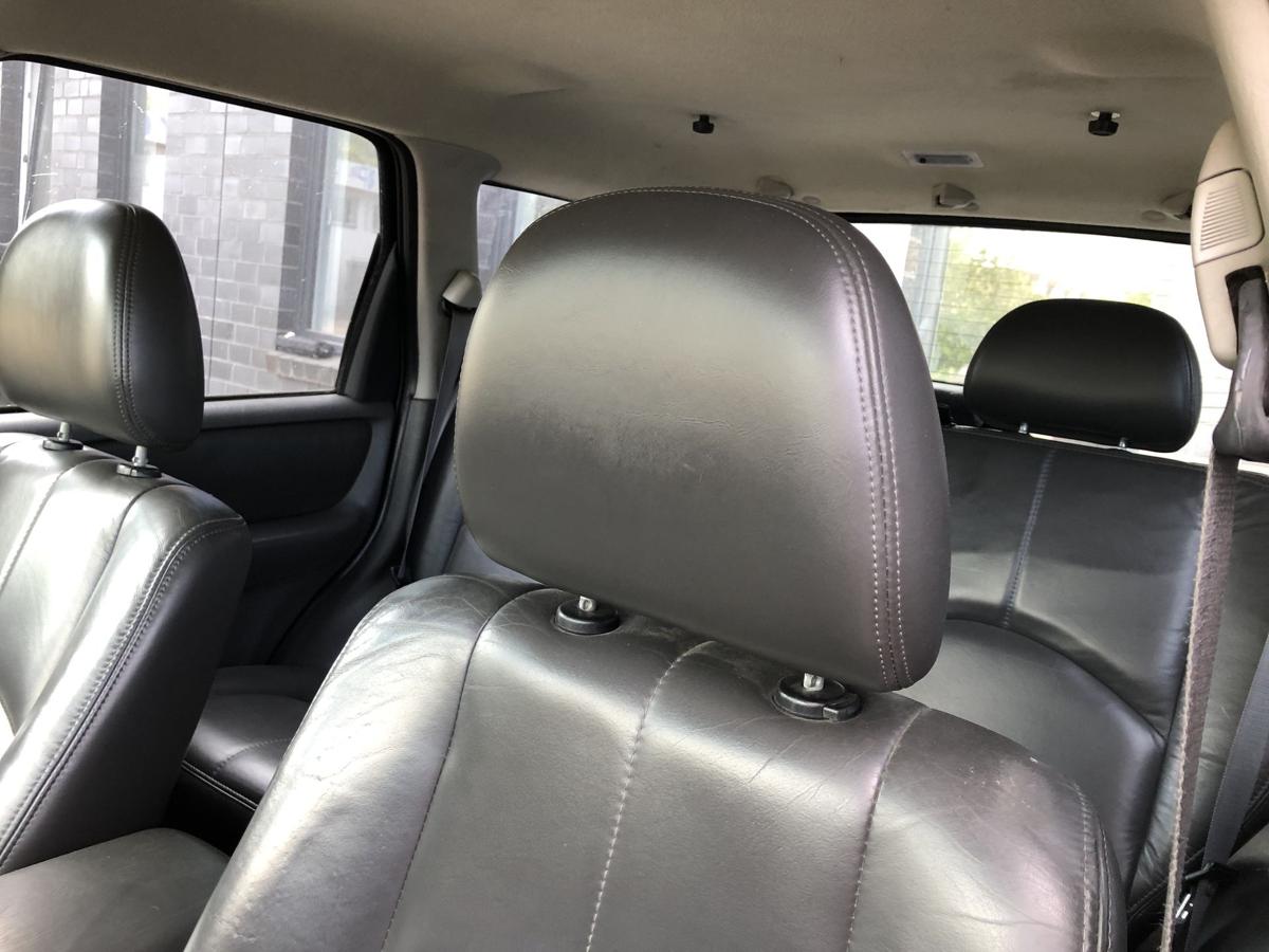 Mazda Tribute EP ab 2004 Ledersitz Sitz vorn links Leder Fahrersitz elektrisch