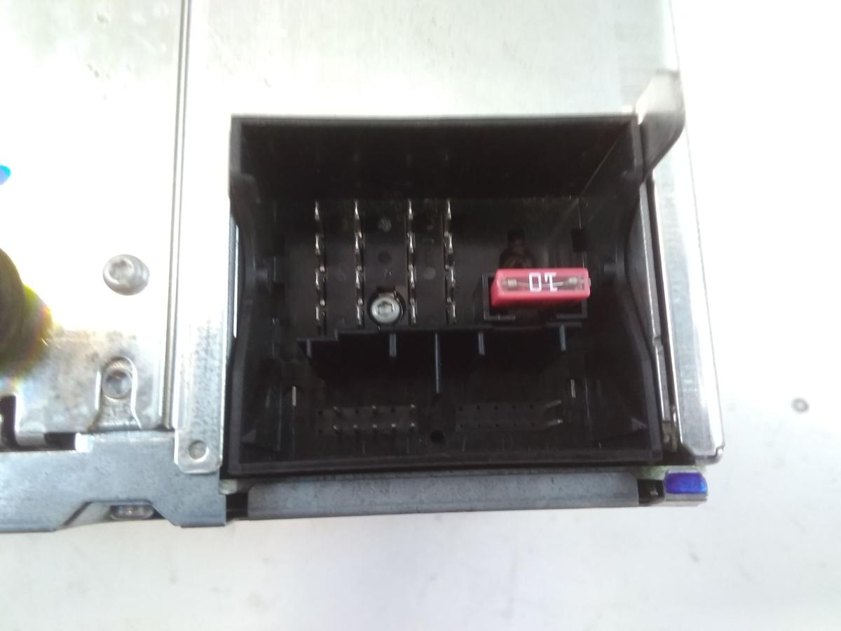 VW Polo 9N3 original Autoradio RCD200 6Q0035152 mit Radiocode BJ2006