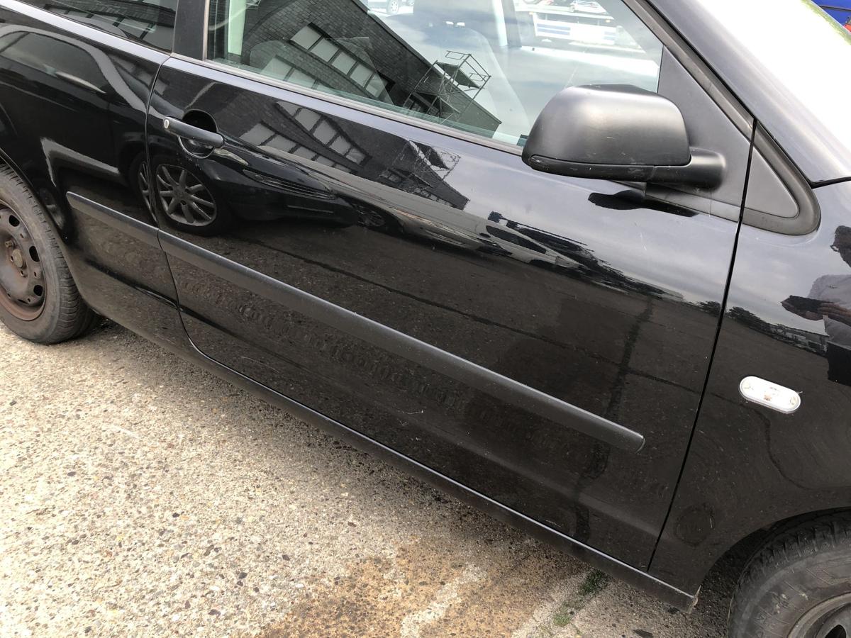 VW Polo 9N 9N1 T&uuml;r vorn rechts Beifahrert&uuml;r Rohbau LC9Z Black Magic 3 t&uuml;rer