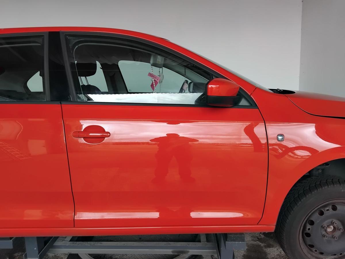 Seat Toledo 4 KG original Tür vorn rechts Beifahrertür LF3K Passion Red BJ2015