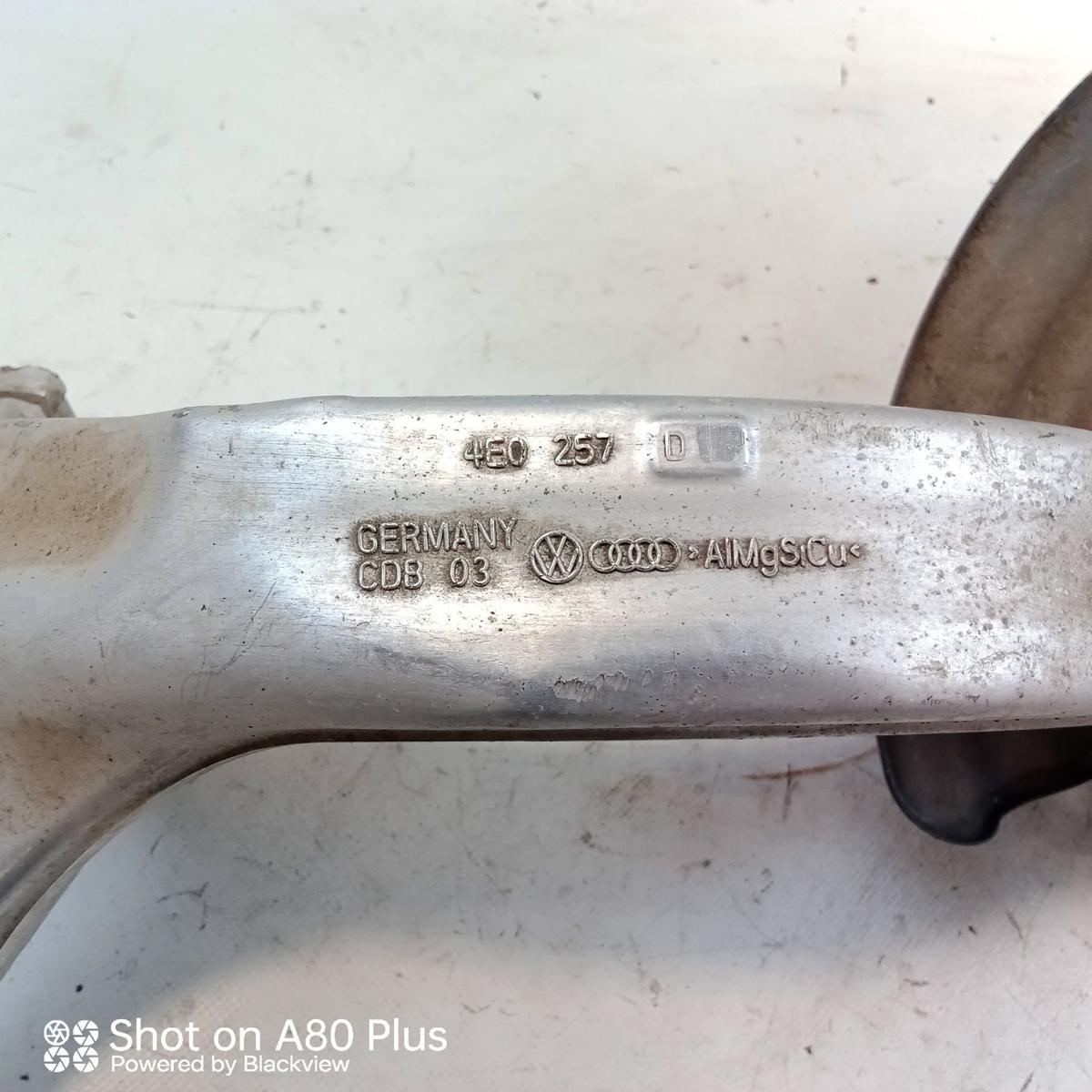Audi A8 4E D3 original Achsschenkel Radlagergeh&auml;use Vorderachse links Bj.2002