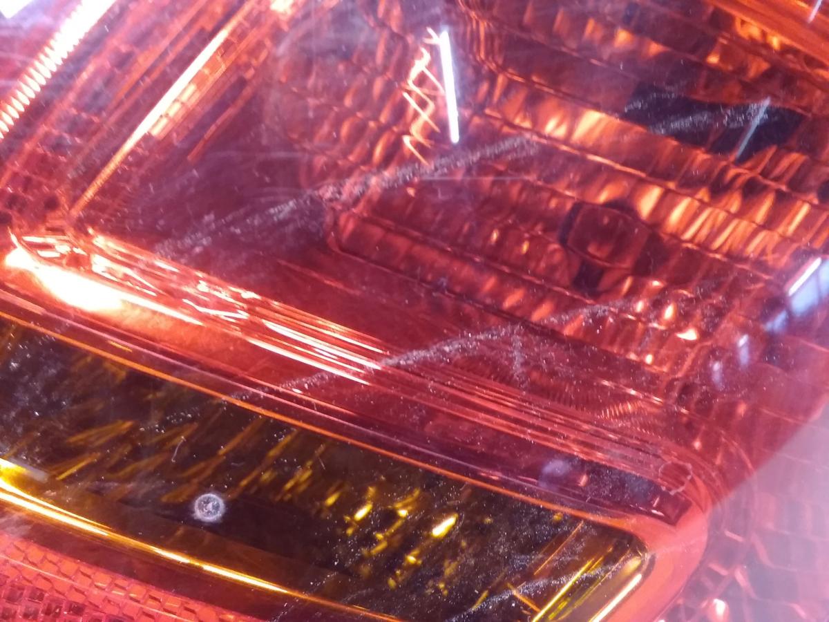 Opel Meriva B original Rückleuchte Heckleuchte rechts außen BJ2012