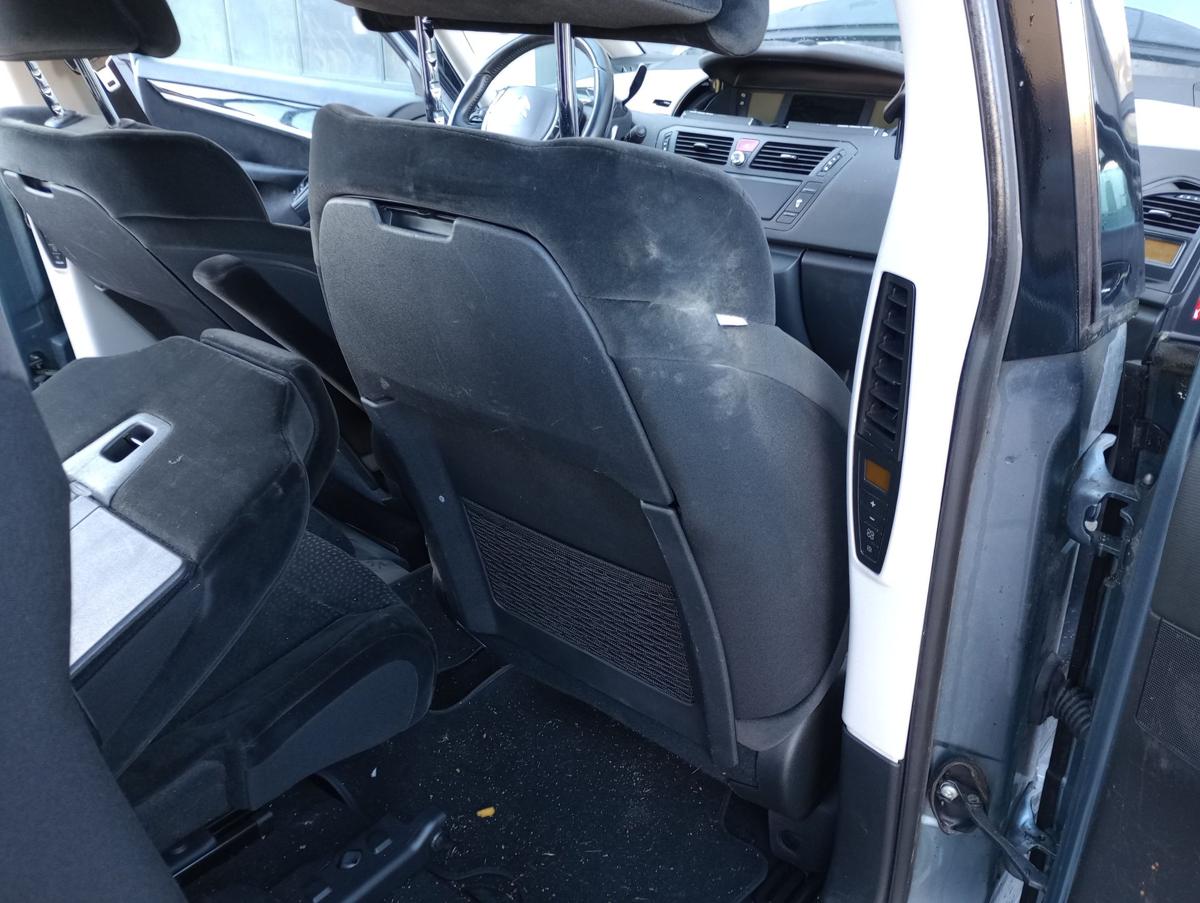 Citroen C4 Grand Picasso Sitz vorn rechts Beifahrer Velours schwarz Bj 2006