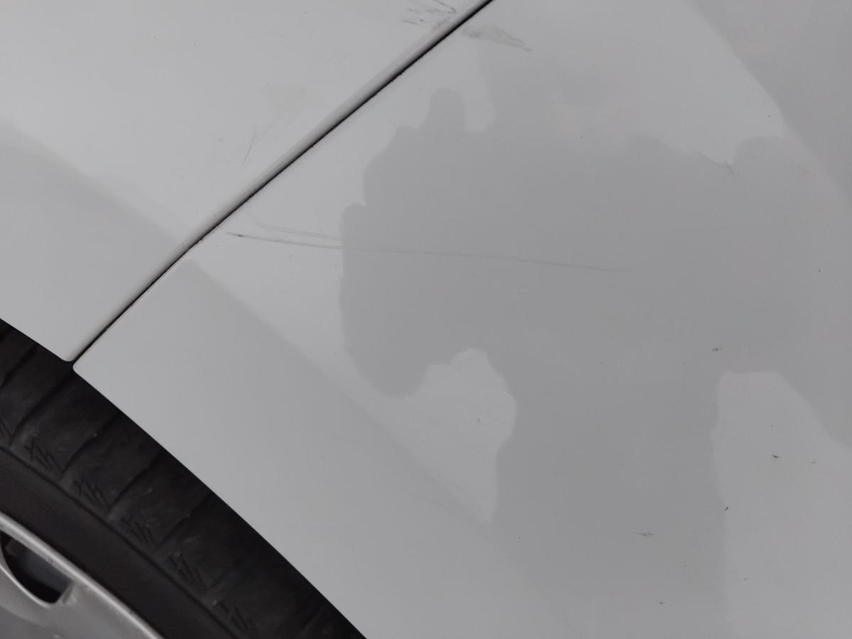 Renault Twingo 2 original Sto&szlig;f&auml;nger Sto&szlig;stange vorn OV369 Blanc Glacier BJ2008