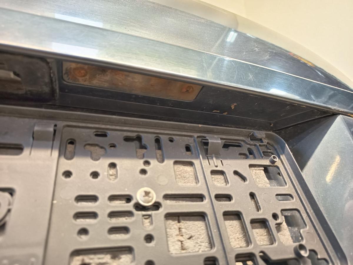Opel Signum original Heckklappe mit Scheibe Deckel hinten Z168 Metroblau Bj 2007