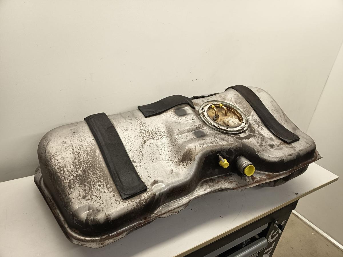 Opel Corsa B S93 Bj 1996 original Tank Kraftstoffbeh&auml;lter 1,2L 33KW Benzin