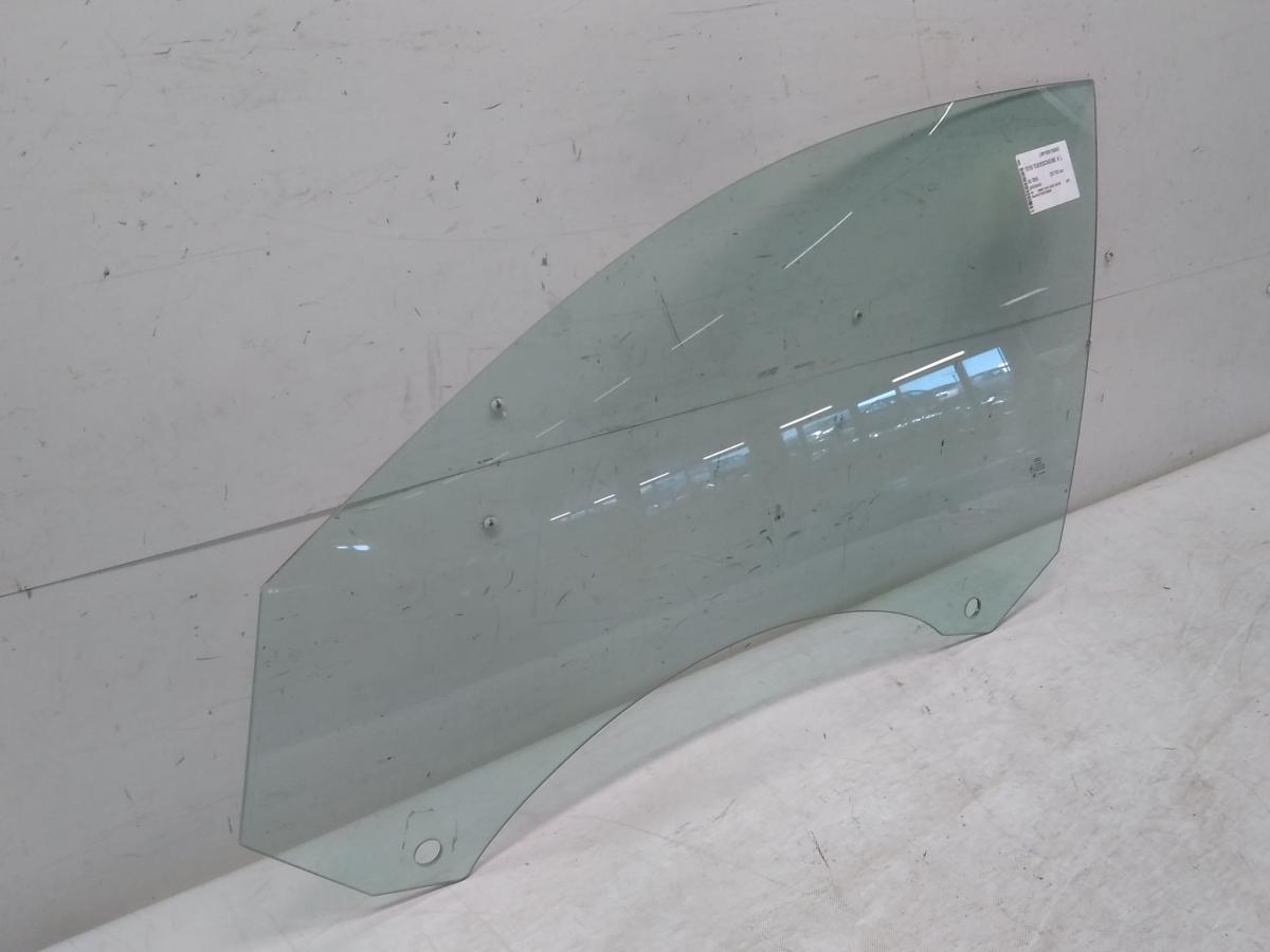Audi A6 4F Türscheibe vorn links grüncolor BJ2005