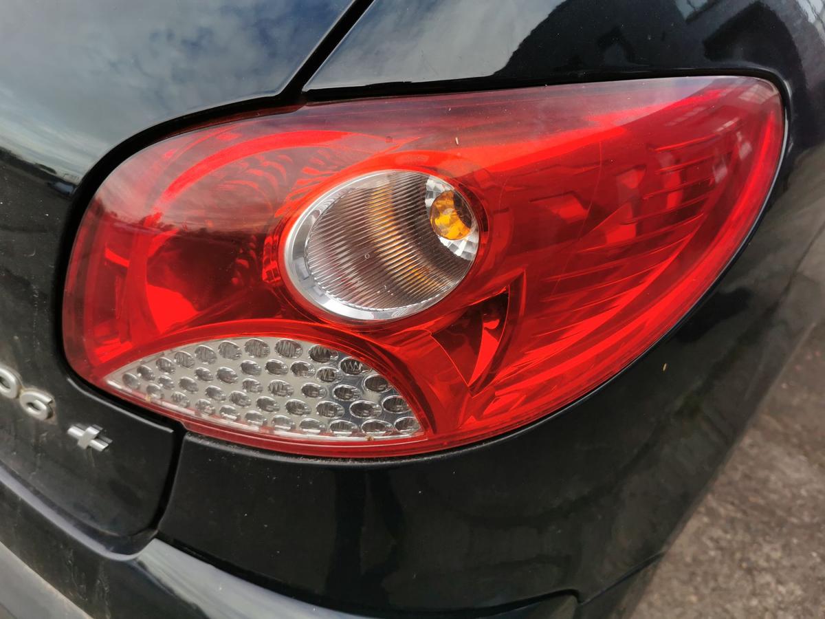 Peugeot 206+ 2M Rückleuchte Schlussleuchte Rücklicht Schlusslicht hinten rechts