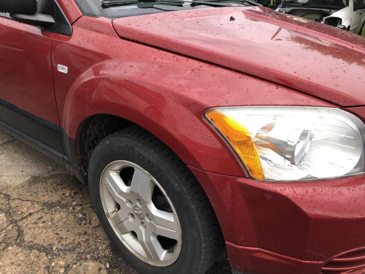 Dodge Caliber PK Kotfl&uuml;gel rechts Mopar Fahrerseite Seitenwand weinrot