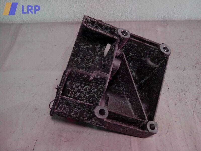 Halter Pumpe/Kompr 077260885G Audi A8/S8 (D2, Ab 06/94) BJ: 1999