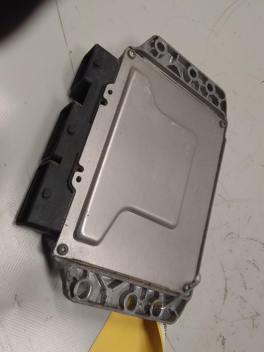 Dacia Logan 2 original Steuergerät Motor 1.2 55kw D4F732 BJ2015 237103317R