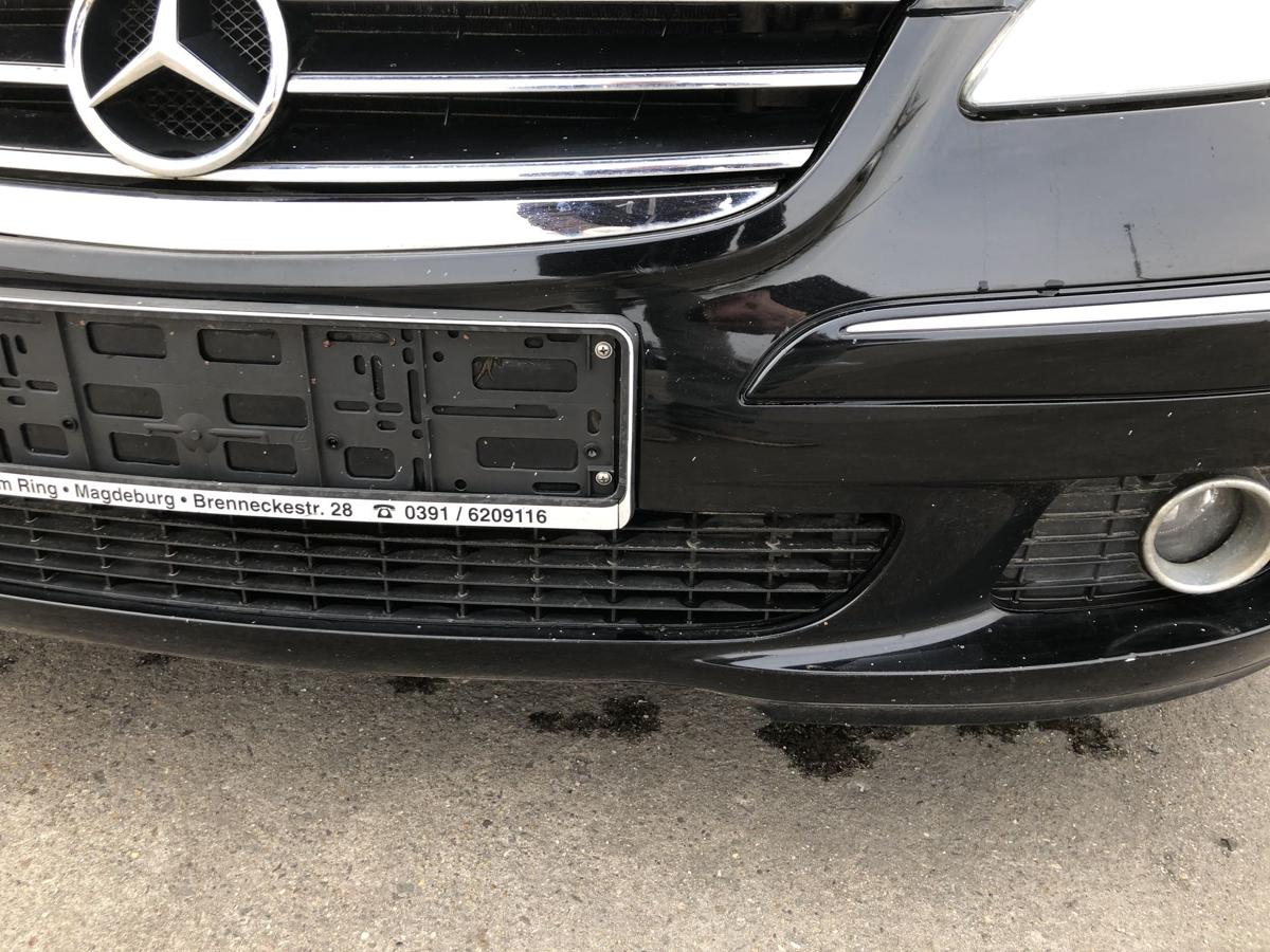 Mercedes A Klasse W169 Sto&szlig;f&auml;nger vorn Frontsch&uuml;rze Avantgarde 696 Nachtschwarz