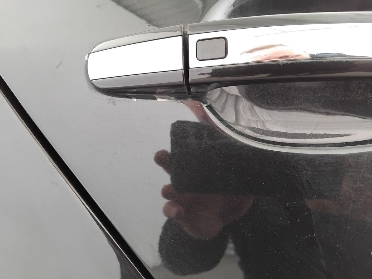 VW Phaeton GP1 T&uuml;r hinten rechts tarantellaschwarzmetallic LR9V BJ2007