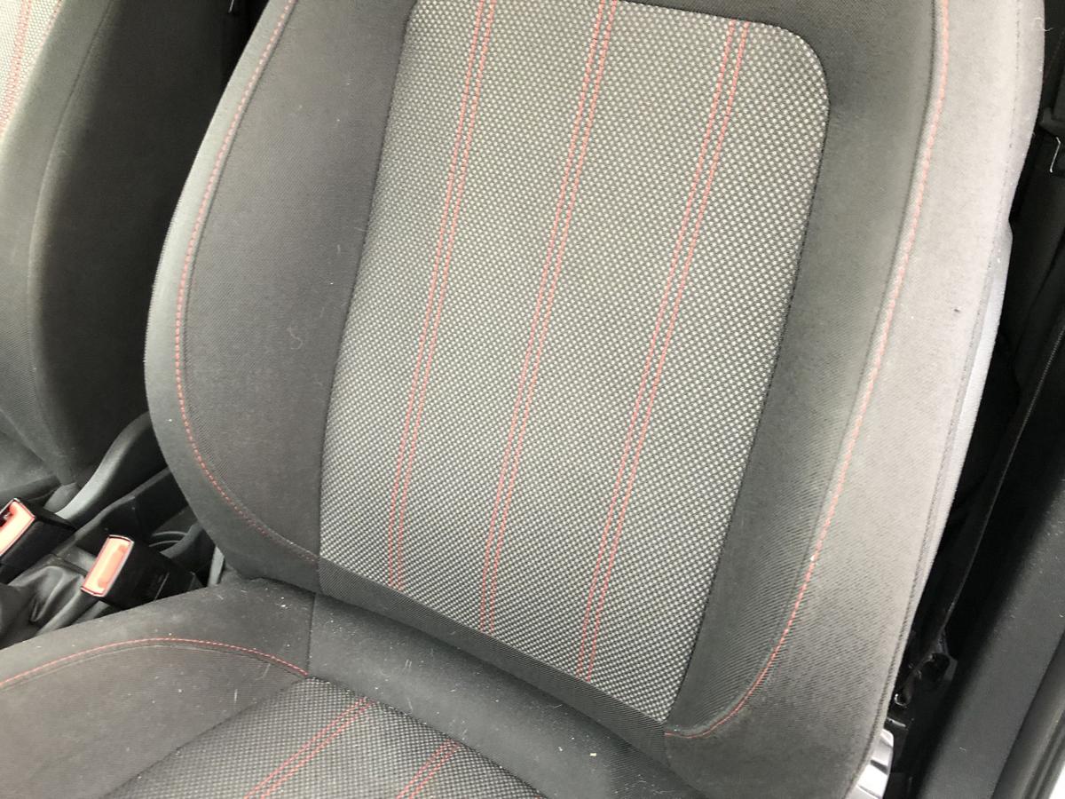 Opel Corsa D ab 2010 Sitz vorn links Fahrersitz o Heizung 3türer Stoff Facelift