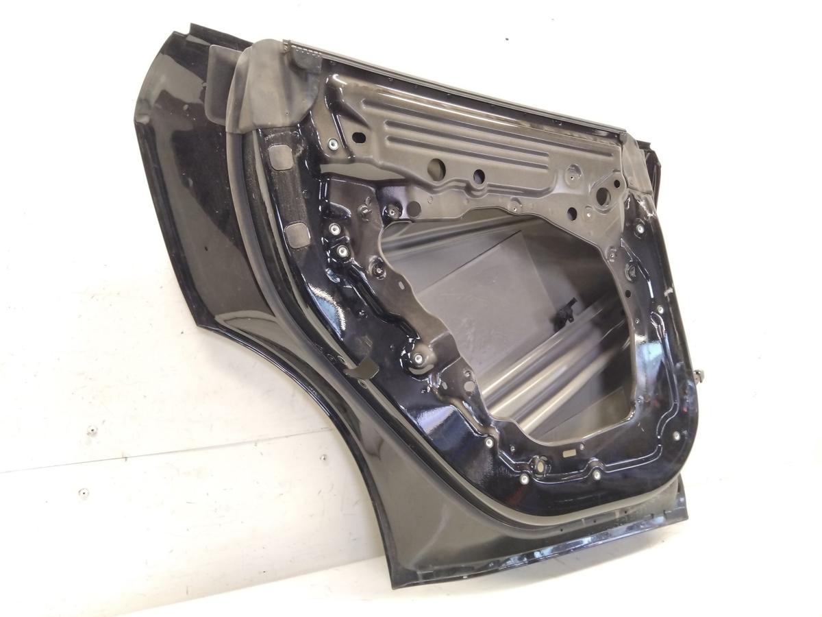Tesla Model Y Tür hinten links schwarz solid black Bj.2022
