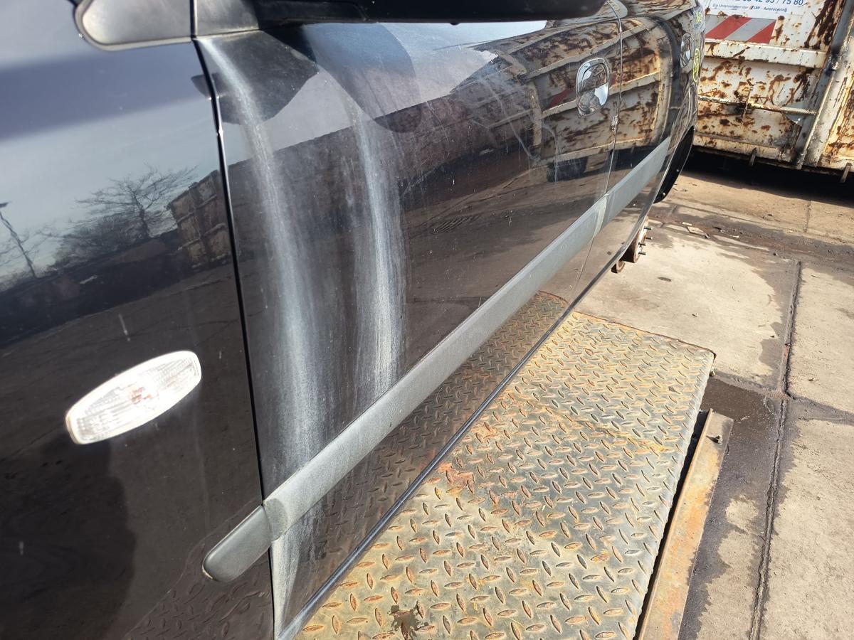 Kia Rio II original T&uuml;r vorn links Fahrer Midnight Black Bj 2009