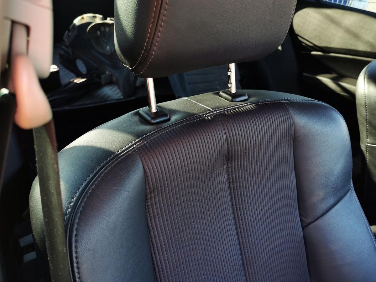 Mazda 6 GH Beifahrersitz Sitz Autositz vorn rechts Stoff Leder TEXT