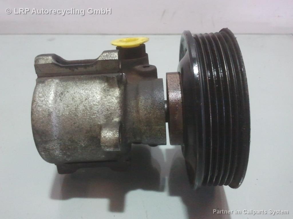 VW Polo 6N2 original Servopumpe 030145157D 1.0 37kw BJ2000