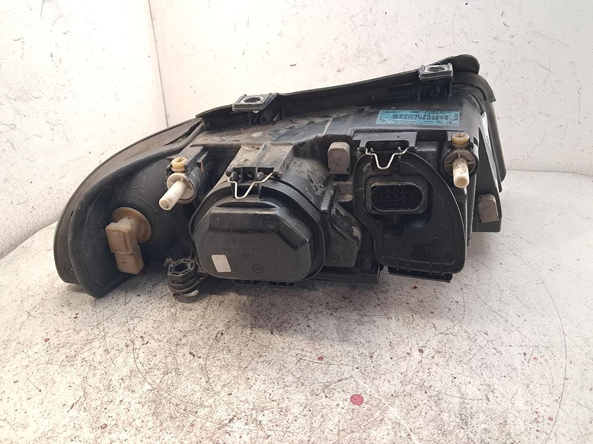Audi A4 B5 Facelift original Scheinwerfer links Valeo mit LWR Bj.2000