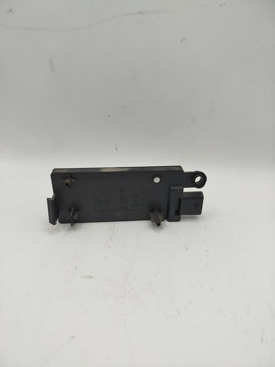 Tesla Model Y Dualmotor Steuerteil Bluetooth Originalteil