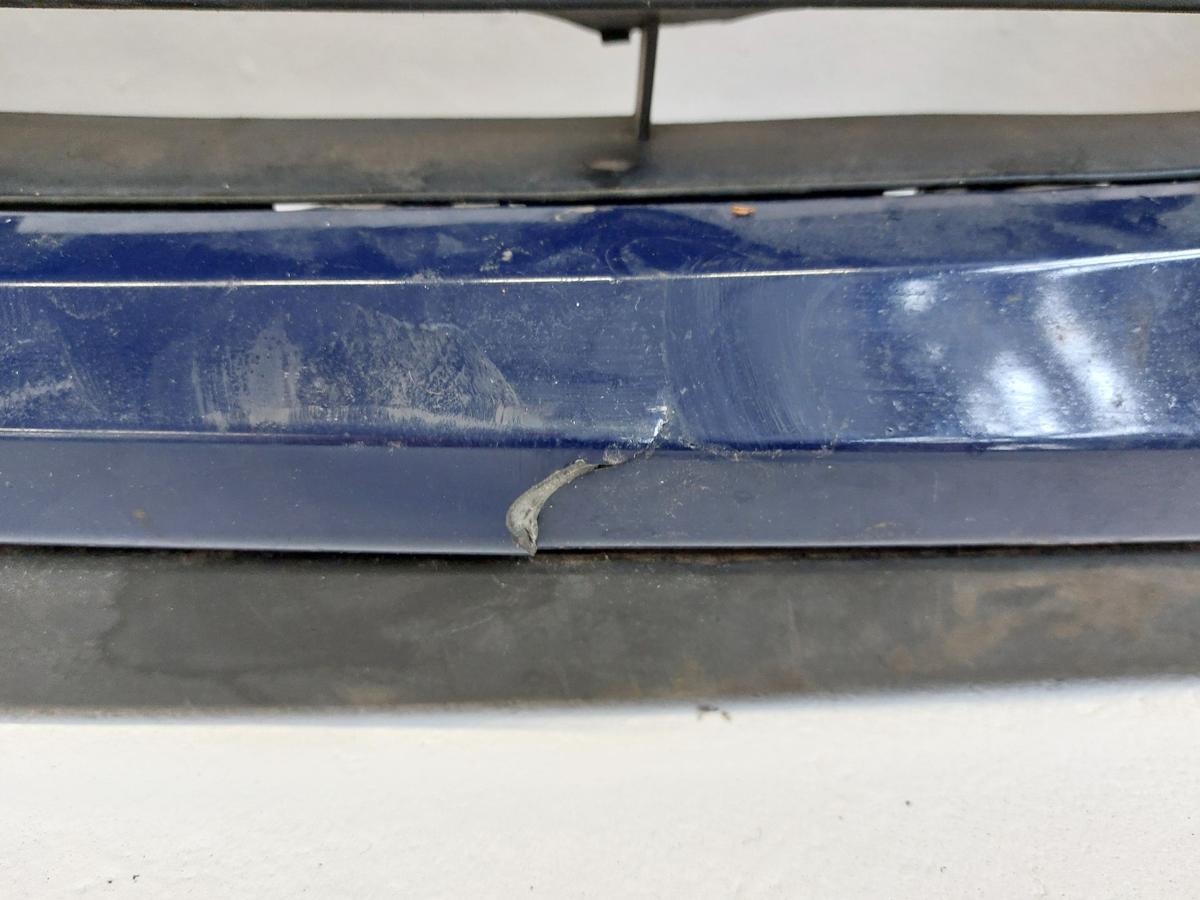 Renault Clio 3 III R Stoßfänger vorn Frontschürze OV460 blau Beschädigt