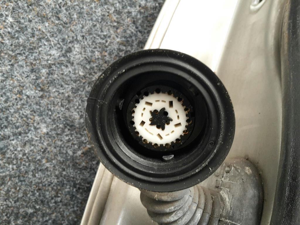 Ford Fiesta JH BJ 2003 T&uuml;r vorn rechts Beifahrert&uuml;r 5-t&uuml;rer 01-05