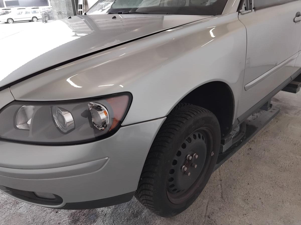 Volvo V50 S40 II original Kotfl&uuml;gel vorn links 477 Electric Silber BJ2007