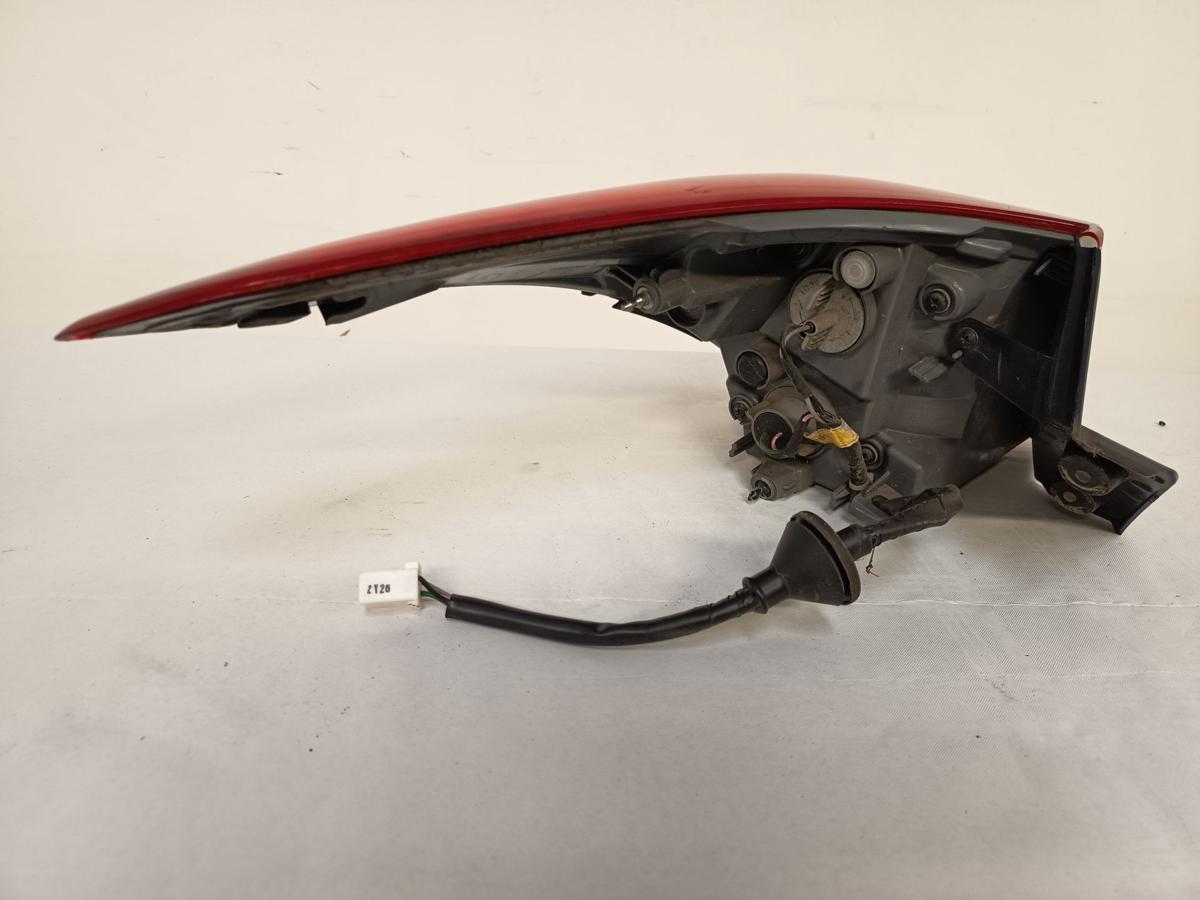 Hyundai i30 GD original Rück/Schluss und Heckleuchte rechts 92402-A5020 Bj 2013